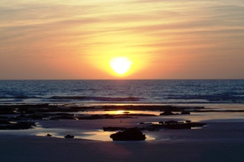 Znalezione obrazy dla zapytania sun set broome