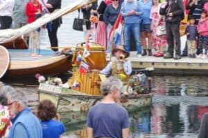 hobart royal wooden regatta Monkey Organ and Bugle