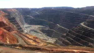 kalgoorlie-boulder-super-pit-mine-from-public-lookout