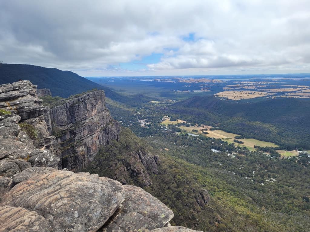 Views From The Pinnacle Grampian NP